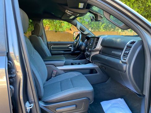 Used 2021 RAM 1500 Big Horn AWD/4WD image 48