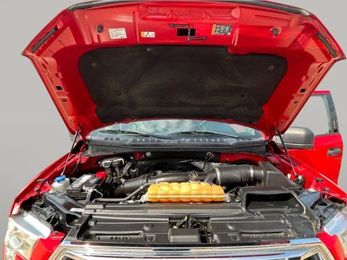 Used 2017 Ford F150 XLT image 32