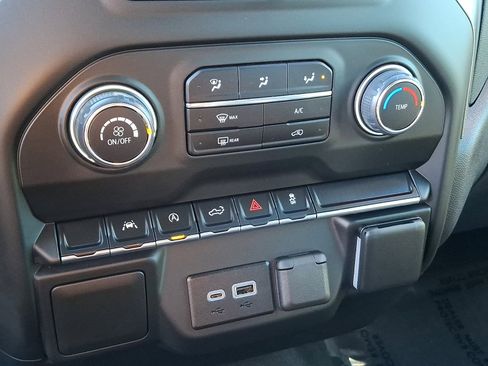 Used 2024 Chevrolet Silverado 1500 Custom image 15