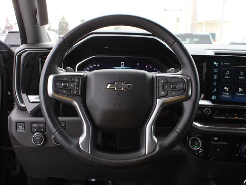 Used 2024 Chevrolet Silverado 1500 LT Trail Boss w/ LT Trail Boss Premium Package image 7