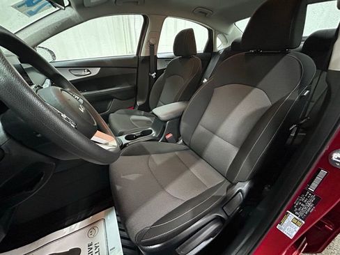 Used 2024 Kia Forte LXS image 15