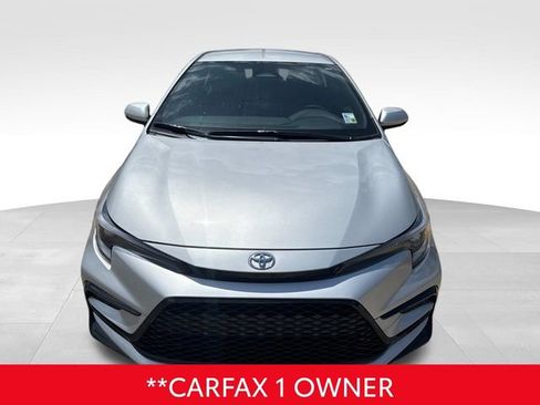 Used 2026 Toyota Corolla SE w/ SE Premium Package image 2
