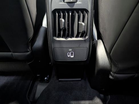 Used 2024 Alfa Romeo Tonale Veloce w/ Premium Interior Package image 11