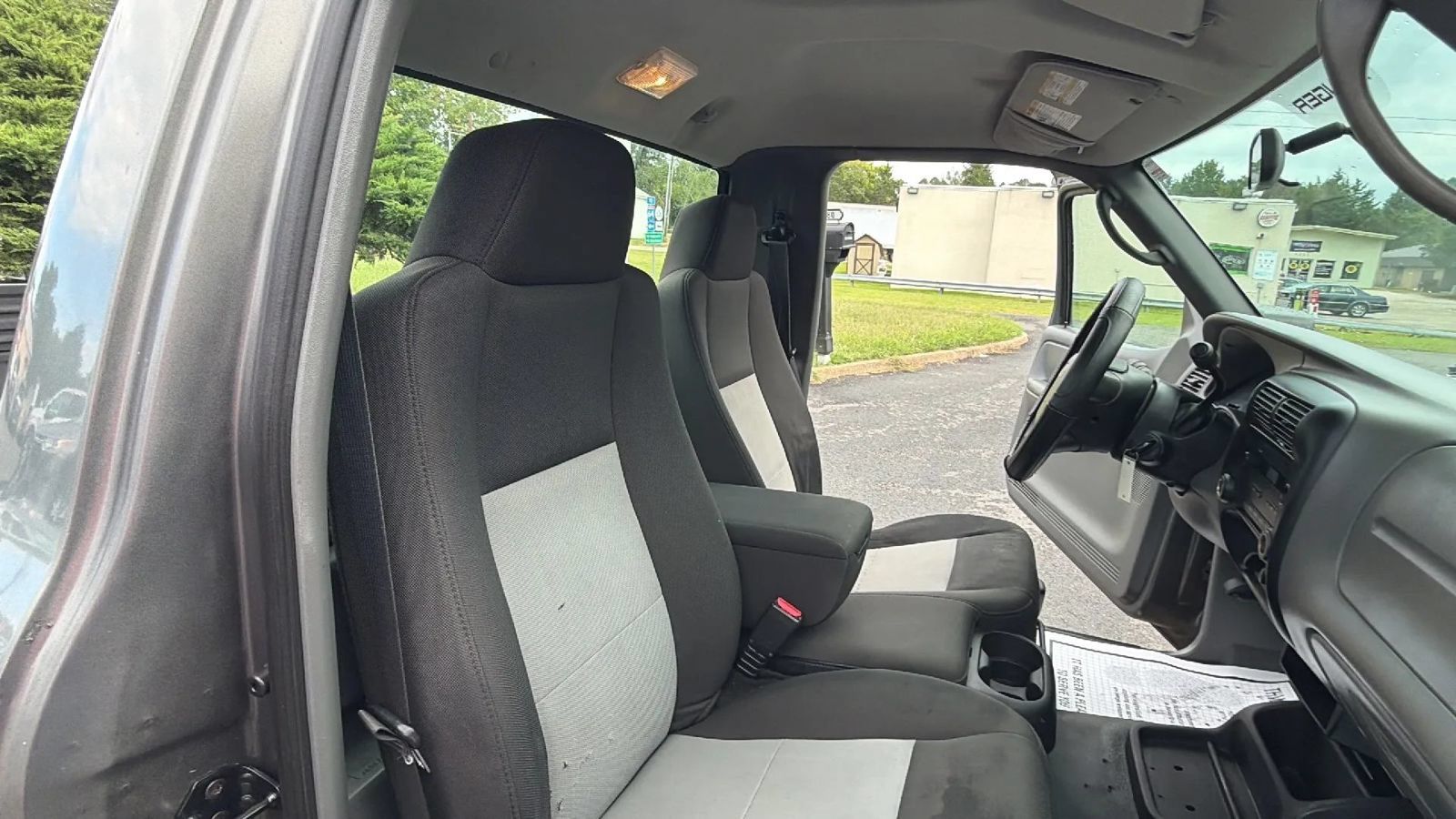 Used 2007 Ford Ranger STX RWD image 31