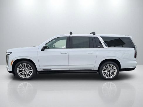New 2026 Cadillac Escalade ESV Luxury w/ Touring Package RWD image 8