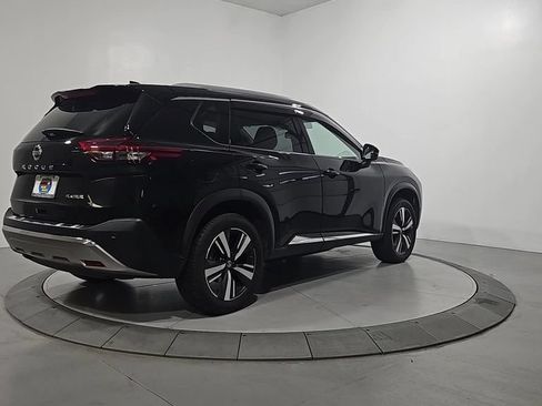 Used 2021 Nissan Rogue Platinum FWD image 5