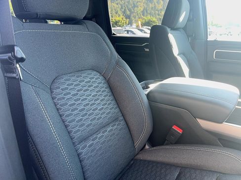 New 2025 RAM 1500 Big Horn AWD/4WD image 35