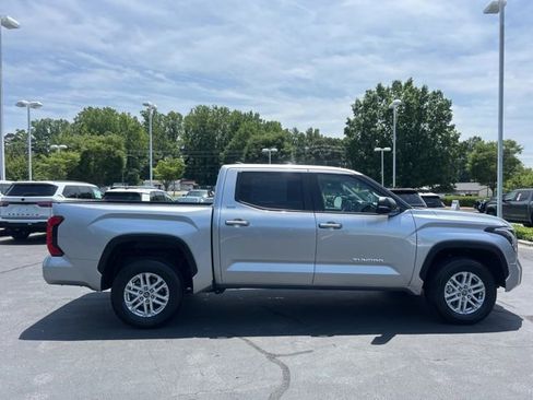 Used 2024 Toyota Tundra SR5 w/ SR5 Premium Package AWD/4WD image 4