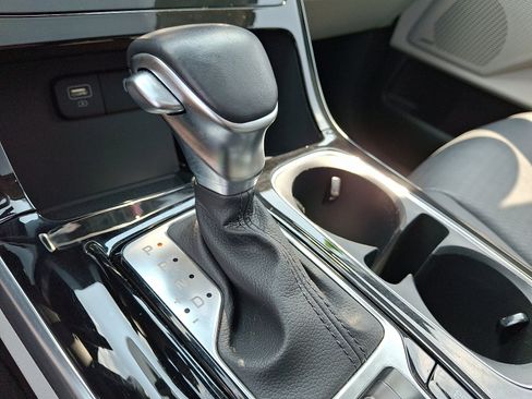 Used 2024 Kia Carnival SX Prestige FWD image 16