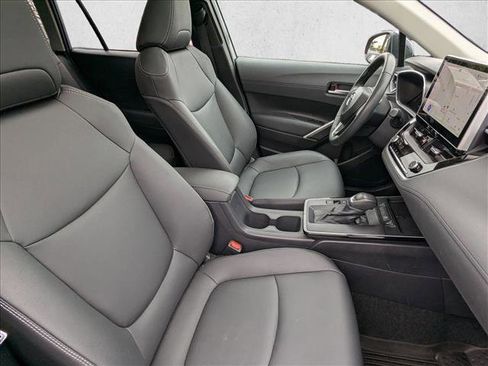 Used 2026 Toyota Corolla Cross XLE w/ Convenience Package image 22