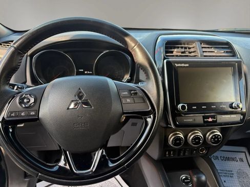 Used 2020 Mitsubishi Outlander Sport Black Edition AWD/4WD image 13
