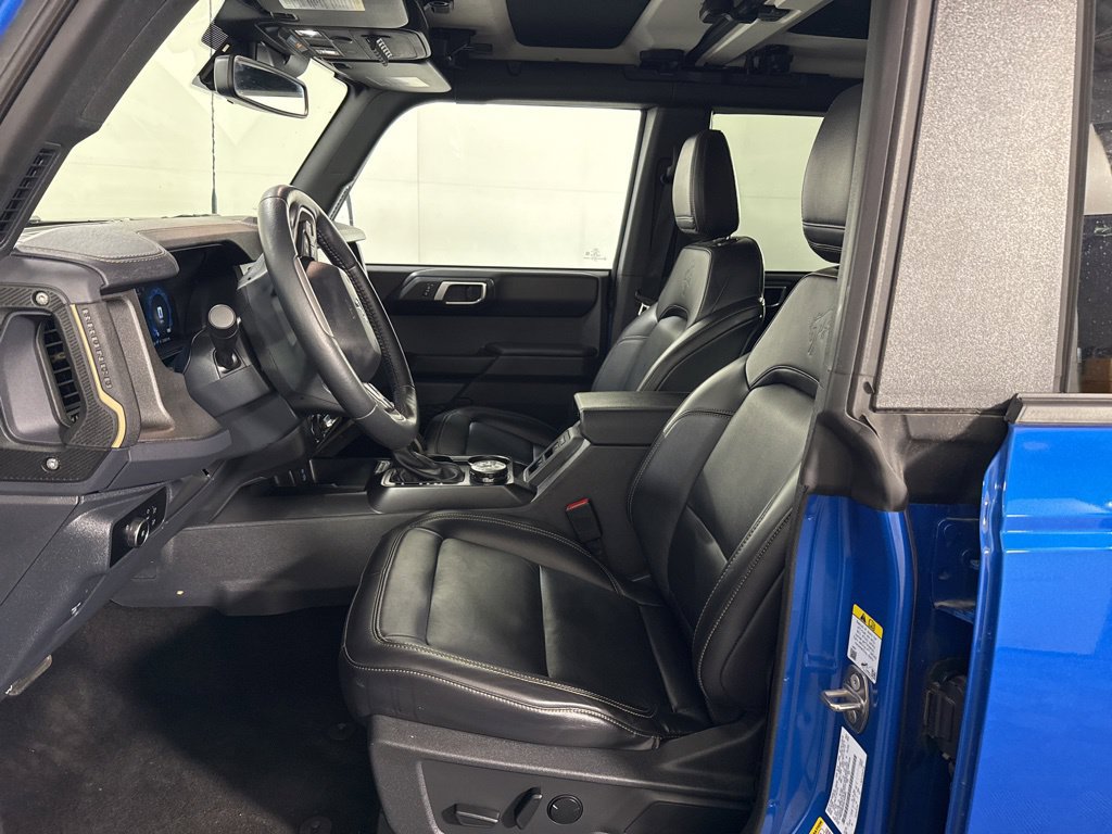 Used 2025 Ford Bronco Badlands AWD/4WD image 14