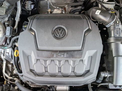 Used 2022 Volkswagen Tiguan SE R-Line FWD image 12