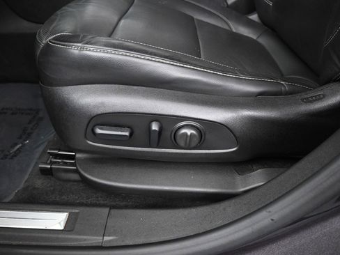 Used 2018 GMC Acadia SLT FWD image 10