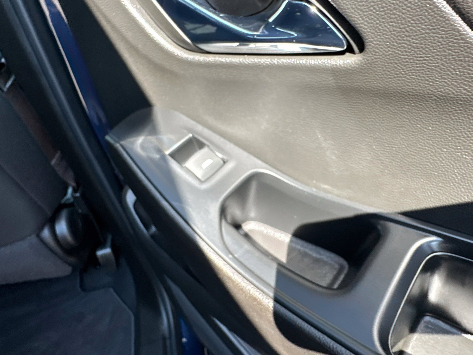 Used 2023 Chevrolet Traverse LT AWD/4WD image 36