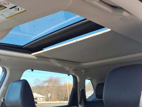 Certified 2023 Nissan Rogue SL w/ SL Premium Package image 18