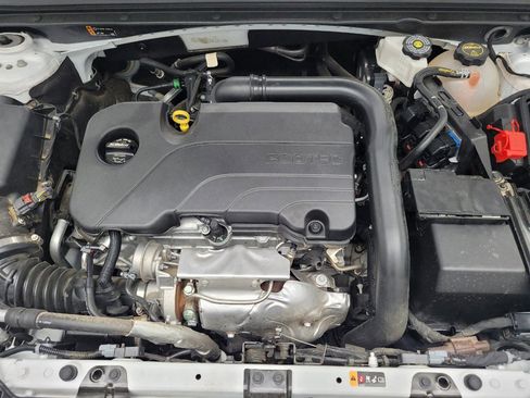 Used 2025 Chevrolet Malibu LS w/ Driver Confidence Package FWD image 30