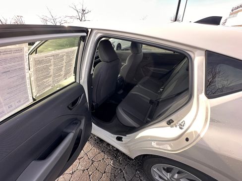 Certified 2024 Subaru Impreza 2.0i image 10