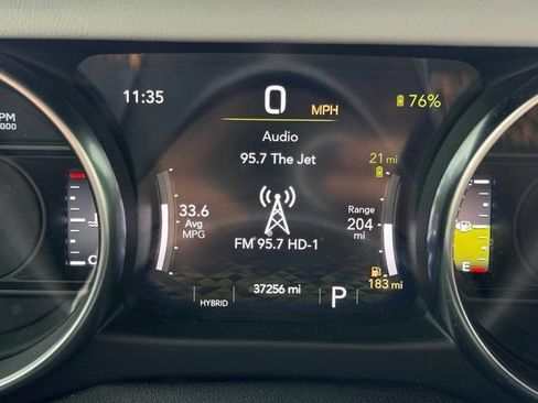 Used 2021 Jeep Wrangler Unlimited Sahara AWD/4WD image 14