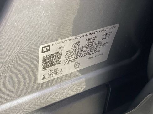Used 2024 Chevrolet Equinox LT FWD image 20