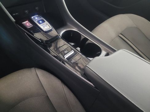 Used 2021 Hyundai Sonata SE image 26
