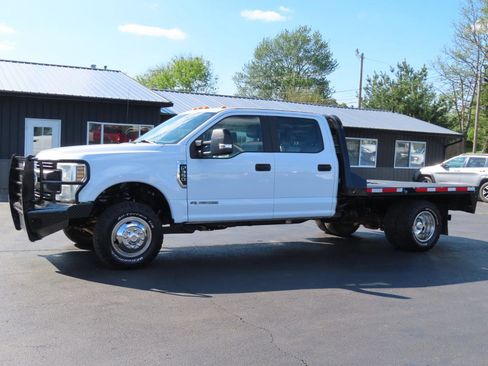 Used 2019 Ford F350 XL w/ Power Equipment Group AWD/4WD image 2