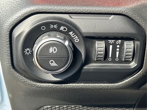 Used 2021 Jeep Gladiator Rubicon AWD/4WD image 20