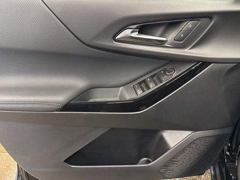 New 2026 Chevrolet Equinox LT AWD/4WD image 10