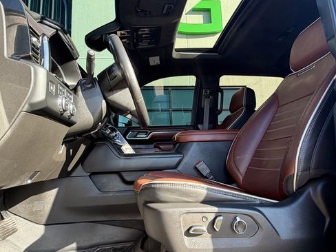 Used 2024 GMC Sierra 3500 Denali Ultimate image 11