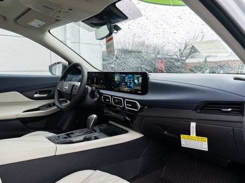 New 2026 Nissan Sentra SL w/ Floor Mat Package image 28