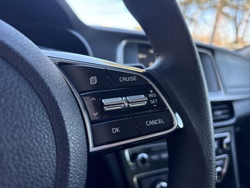 Used 2019 Kia Optima LX image 29