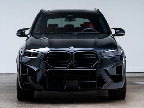 Used 2026 BMW X5 M Competition w/ Executive Package AWD/4WD image 3