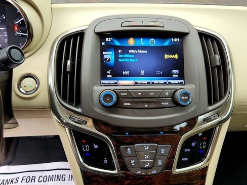 Used 2015 Buick LaCrosse Leather FWD image 18