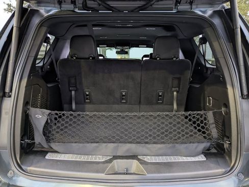 Used 2021 Chevrolet Suburban Z71 w/ Rear Media and Nav Package AWD/4WD image 13