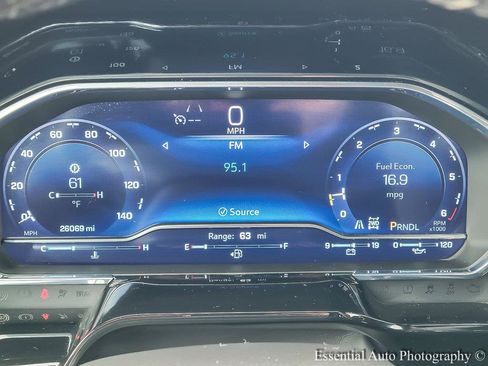 Used 2025 Chevrolet Silverado 1500 LT image 12