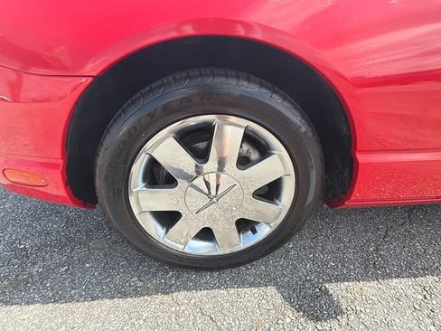 Used 2002 Ford Thunderbird RWD image 11