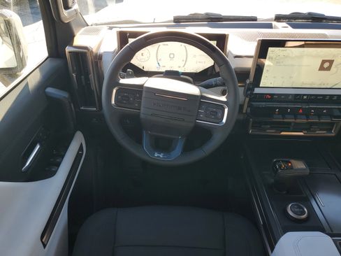 New 2025 GMC Hummer EV 2X image 17