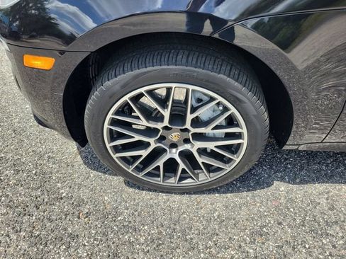 Used 2020 Porsche Macan Turbo AWD/4WD image 5