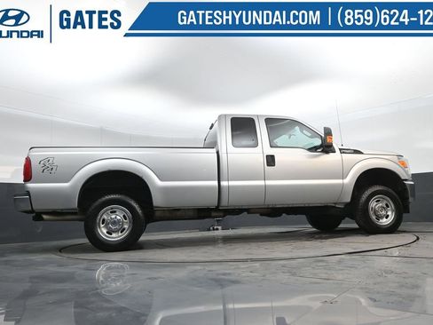 Used 2016 Ford F250 XL w/ Power Equipment Group image 35