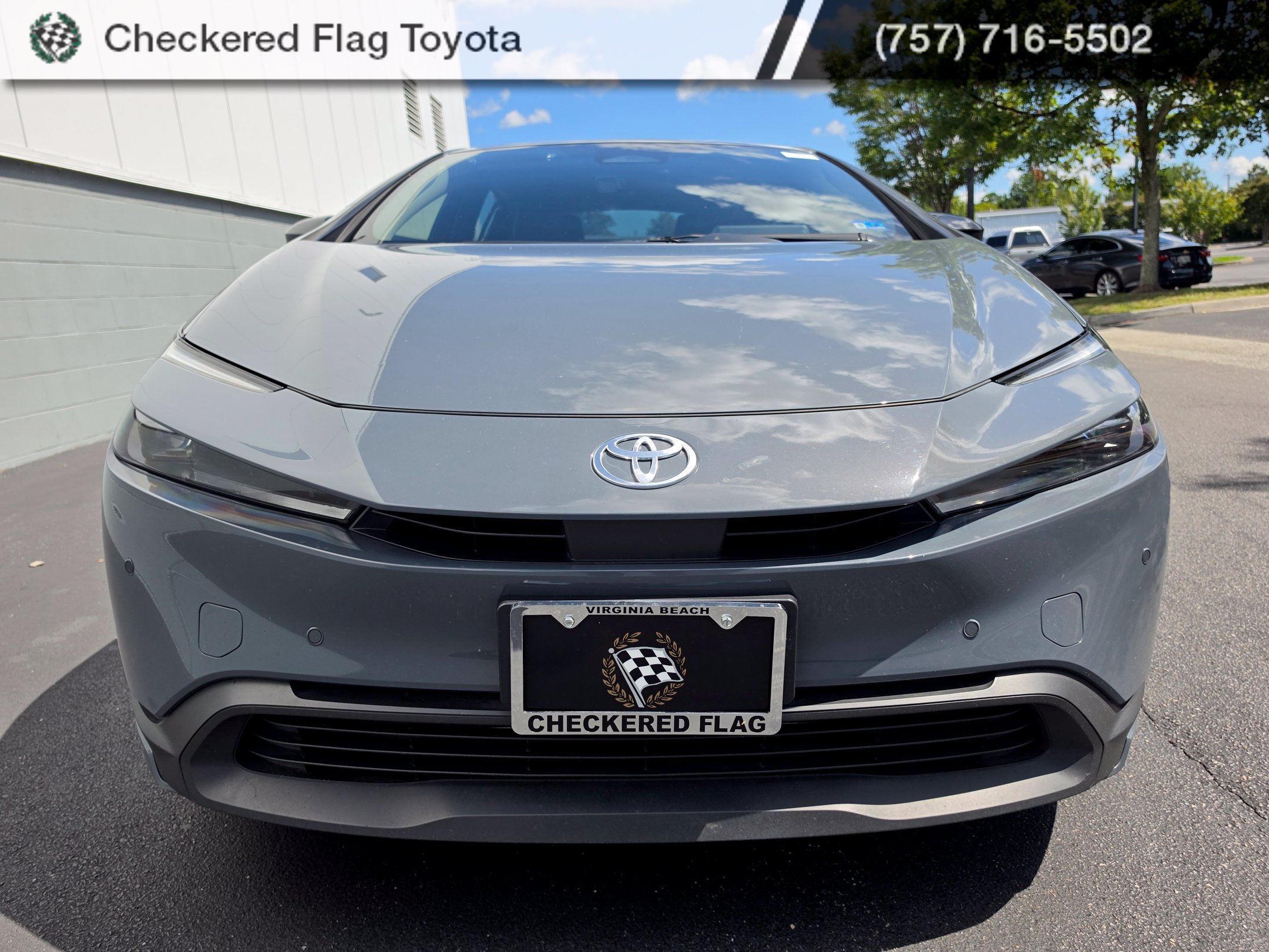 Used 2023 Toyota Prius LE FWD image 8