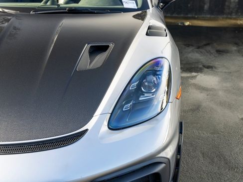 Certified 2025 Porsche 718 Cayman GT4 RS image 17