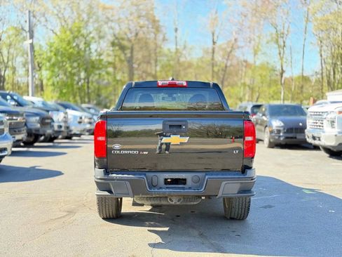 Used 2019 Chevrolet Colorado LT AWD/4WD image 7