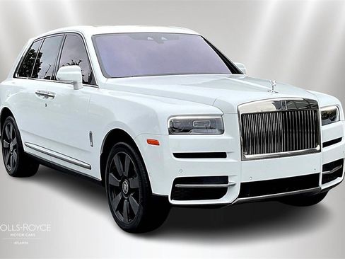 Certified 2022 Rolls-Royce Cullinan image 5