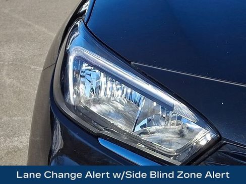 Used 2023 Buick Encore GX Select w/ Safety Package II image 13