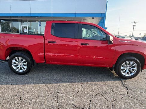 New 2026 Chevrolet Silverado 1500 Custom RWD image 5