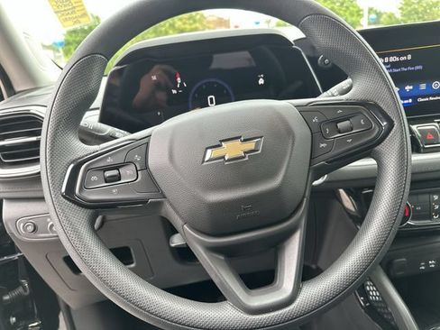 Used 2024 Chevrolet TrailBlazer LT FWD image 13