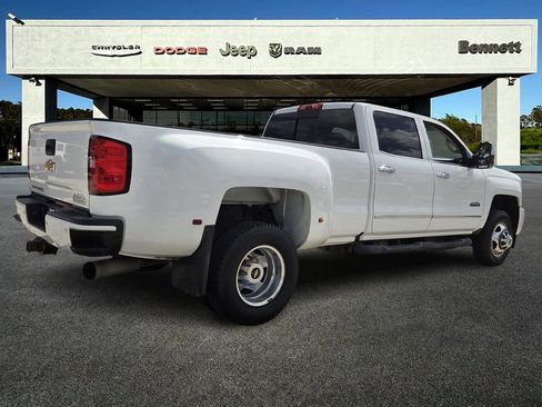 Used 2016 Chevrolet Silverado 3500 High Country w/ Duramax Plus Package image 6
