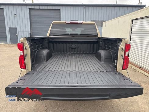 Used 2022 Chevrolet Silverado 1500 LT Trail Boss w/ Protection Package AWD/4WD image 24