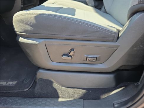 Used 2024 RAM 2500 Big Horn image 12