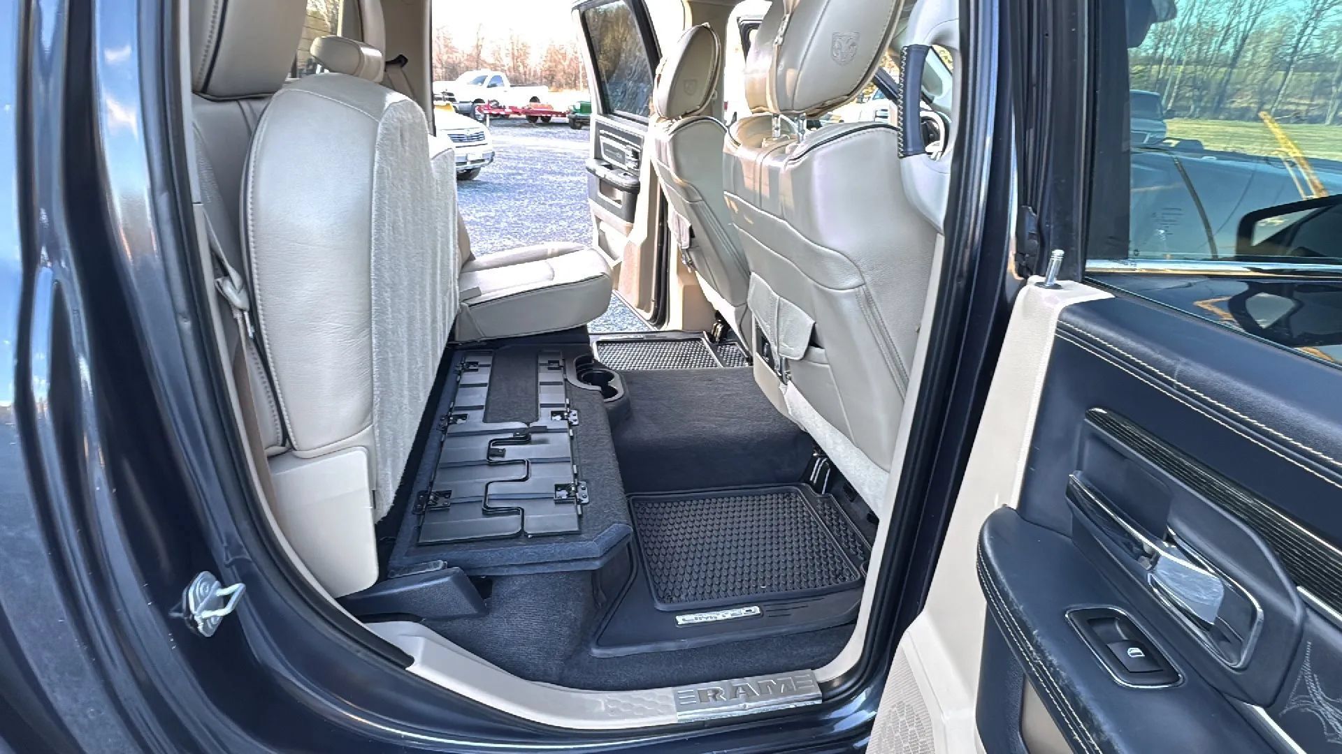 Used 2018 RAM 1500 Limited AWD/4WD image 14